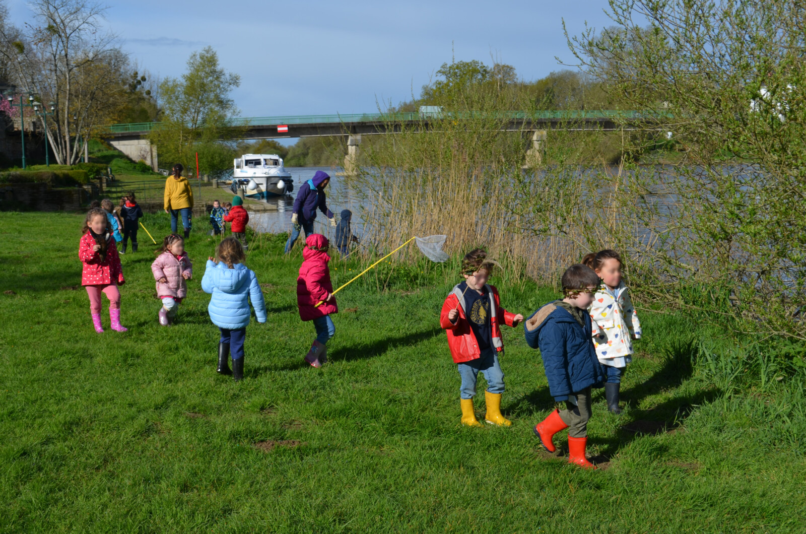 Causeries avec les petits